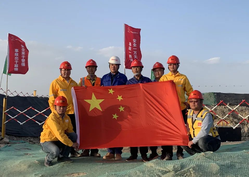 华润肃北马鬃山200MW风电项目110kV送出工程铁塔基础砼浇筑全部完成