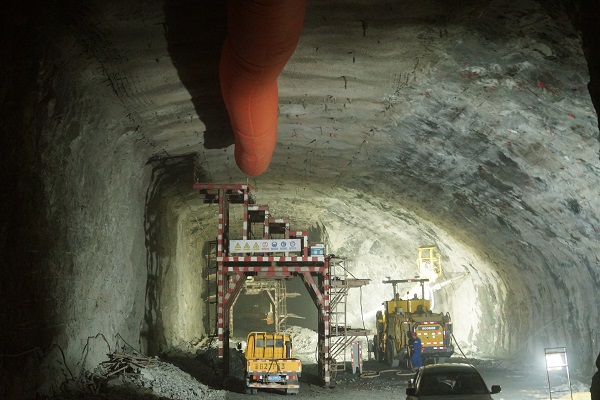 水电十二局：宁海抽水蓄能电站地下厂房中导洞开挖到位