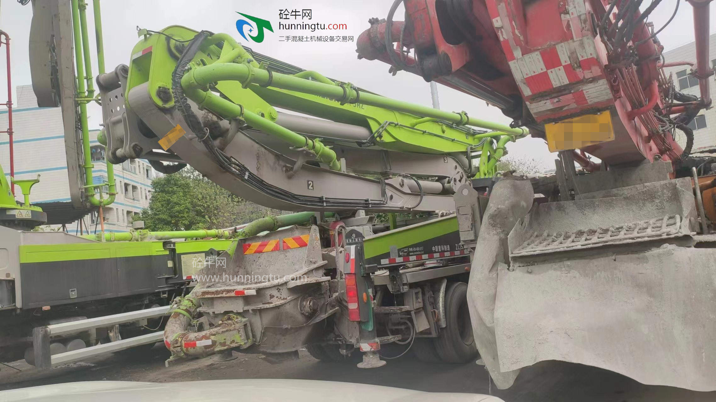 广州市2021年底国六40米中联重科混凝土泵车，汕德卡底盘，三桥车