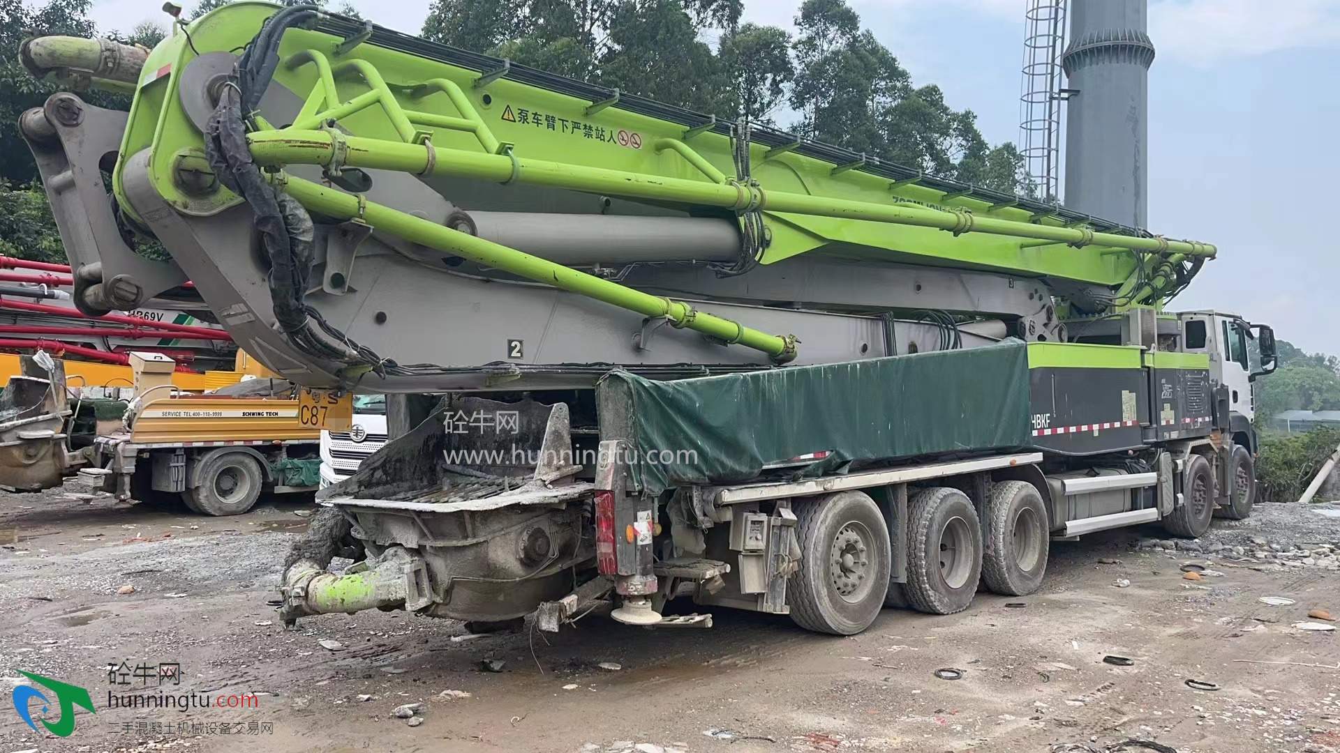 广州市国六2021年67米中联重科混凝土泵车，重汽汕德卡底盘