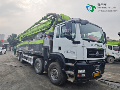 广州市2020年国五56米中联重科混凝土泵车，汕德卡底盘