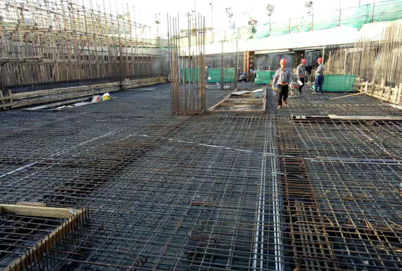 中电投电力工程公司：珠海横琴项目10号供冷站负一层混凝土浇筑完成