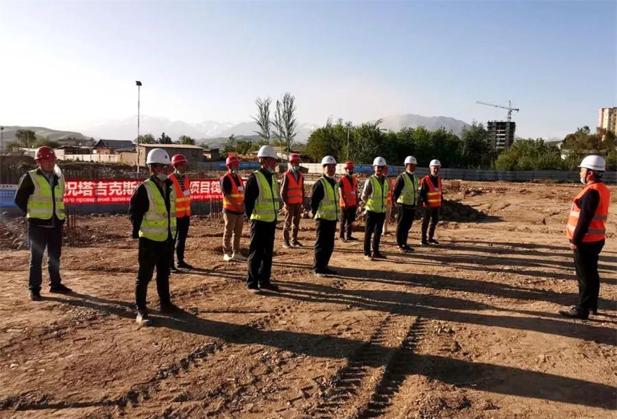 中建新疆建工：塔吉克斯坦独立与自由塔项目进入筏板混凝土浇筑阶段