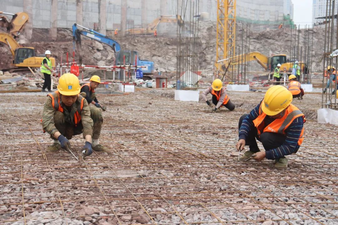 重庆江北区人民医院新建工程项目首段地下室底板开盘混凝土浇筑完成