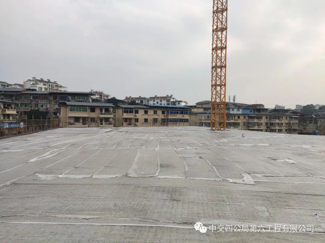 江西景德镇小学项目地下车库（X1-X6/a-h轴）首次混凝土浇筑完成