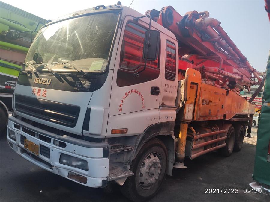 广州2010年底43米三一重工混凝土泵车，五十铃底盘