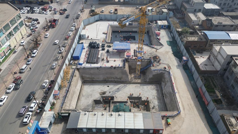 鹤壁市淇县下关西区棚户区改造项目完成1#、2#地下室筏板基础混凝土浇筑