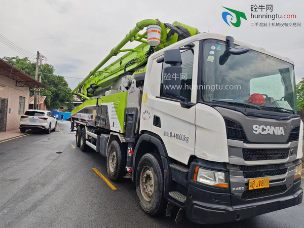 【已售】深圳市国六2020年56米中联重科混凝土泵车，斯堪尼亚底盘