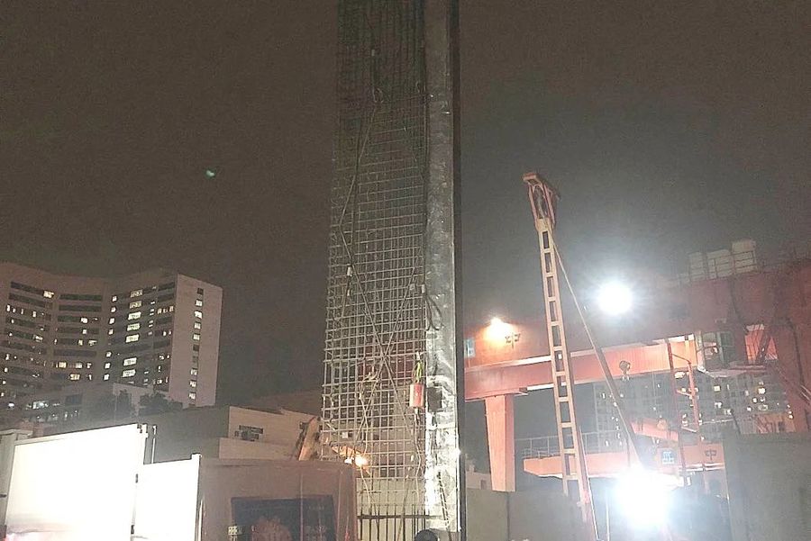中建深圳地铁13号线宝石路站附属结构D出入口首幅地连墙砼浇筑完成