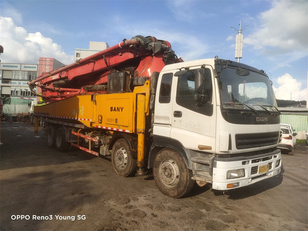 深圳2012年52米三一重工泵车，自用一手车，五十铃底盘